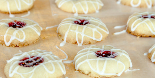 Raspberry Shortbread Thumbprint Cookies wallacegardencenter