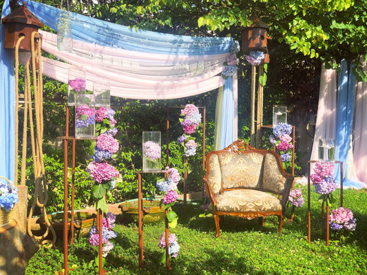 5 Ways to Use Flowers at Your Summer Garden Party