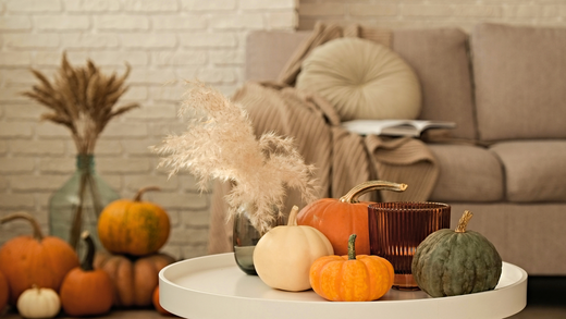 Wallace's Garden Center-Bettendorf-Iowa-Celebrating Autumn Indoors and Out-indoor decor