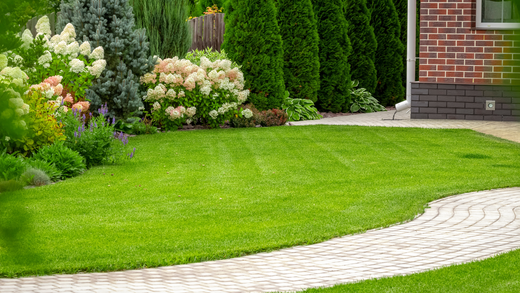Wallace's Garden Center-Bettendorf-Iowa-spring lawn care-mowed lawn