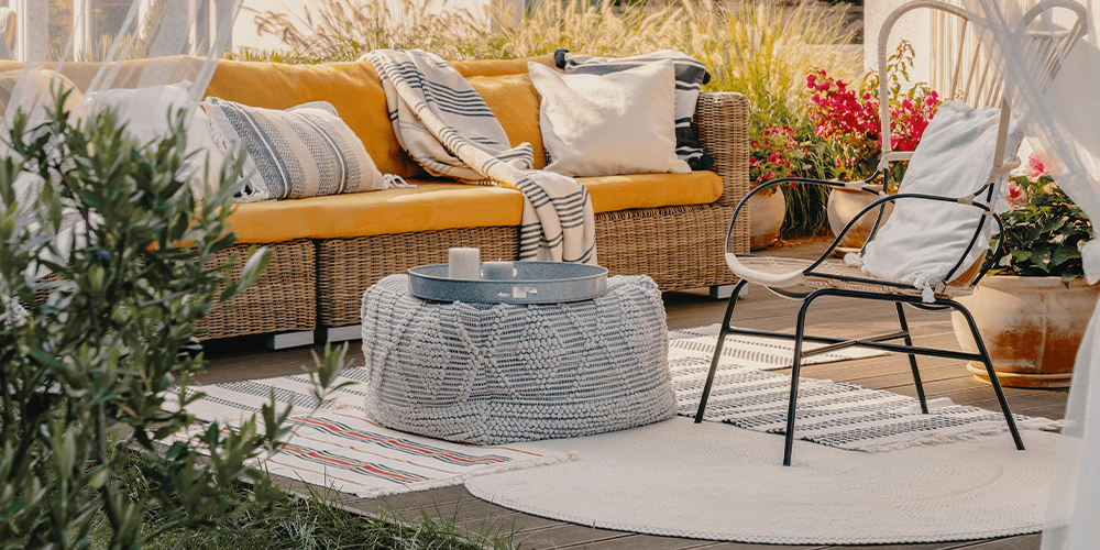 -use of outdoor rugs on patio wallaces garden center